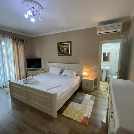 Apartment Flora Luxury Tirana