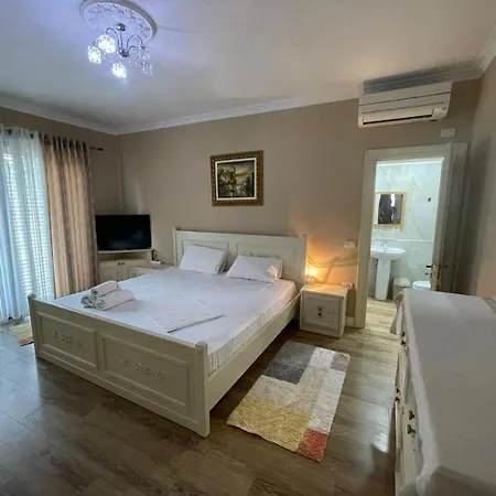 Apartment Flora Luxury *